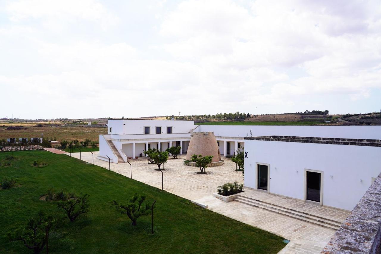 Masseria Rifisa Agriresort Caprarica di Lecce Luaran gambar