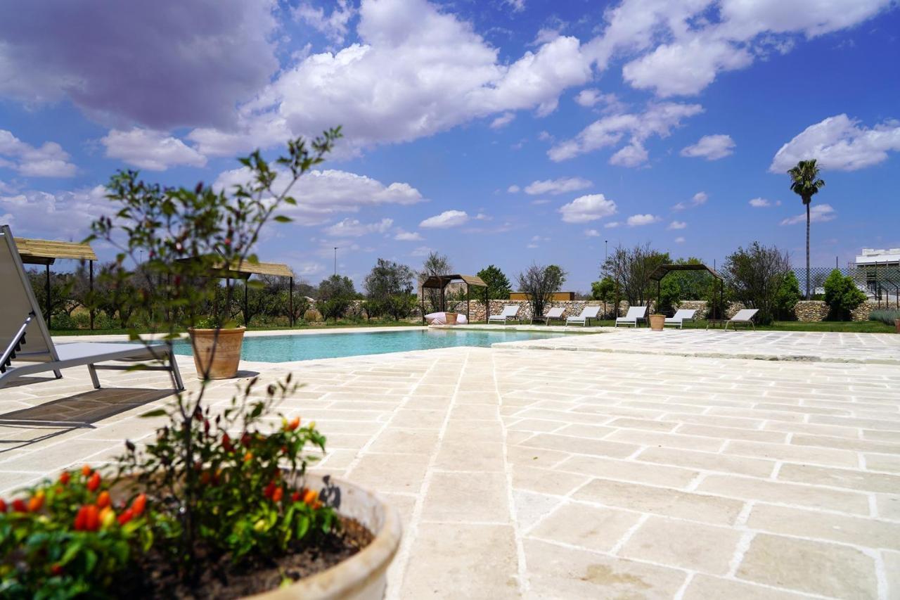 Masseria Rifisa Agriresort Caprarica di Lecce Luaran gambar