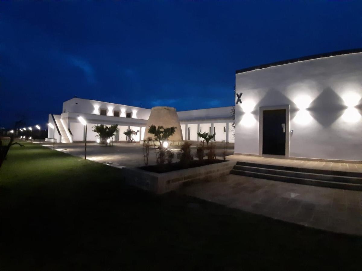Masseria Rifisa Agriresort Caprarica di Lecce Luaran gambar