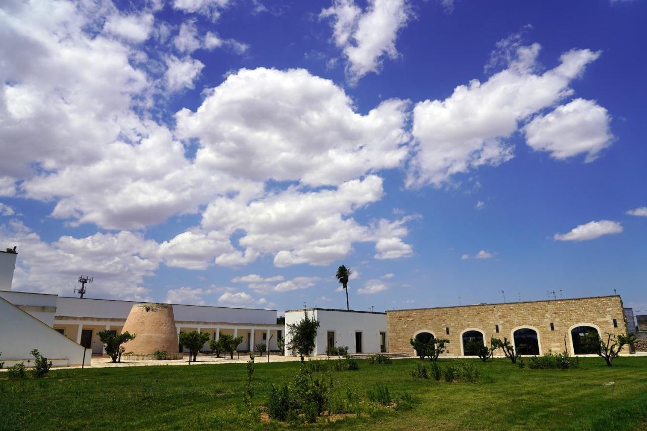 Masseria Rifisa Agriresort Caprarica di Lecce Luaran gambar