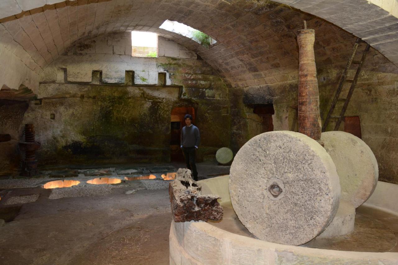 Masseria Rifisa Agriresort Caprarica di Lecce Luaran gambar
