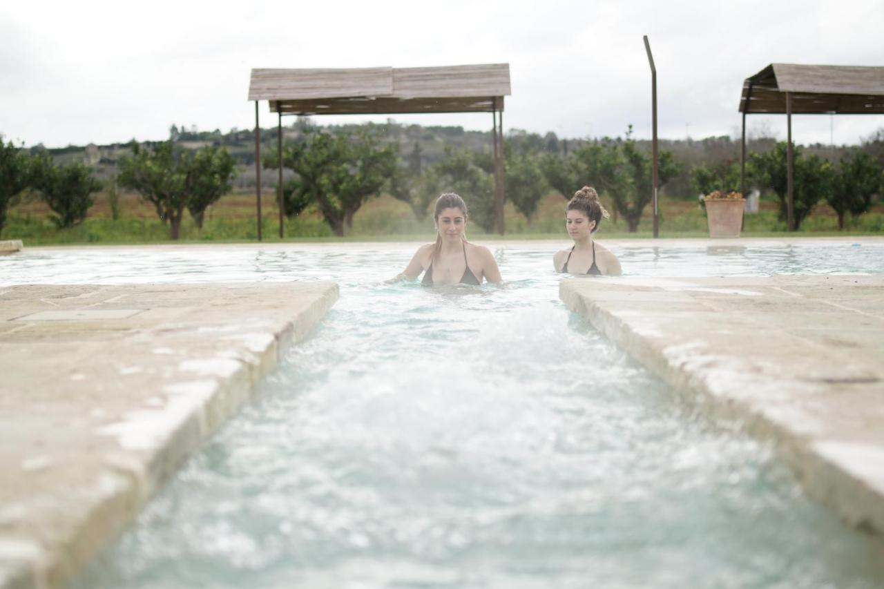 Masseria Rifisa Agriresort Caprarica di Lecce Luaran gambar