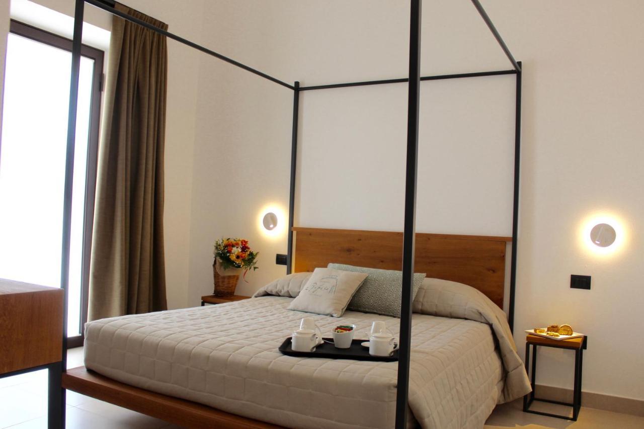 Masseria Rifisa Agriresort Caprarica di Lecce Luaran gambar