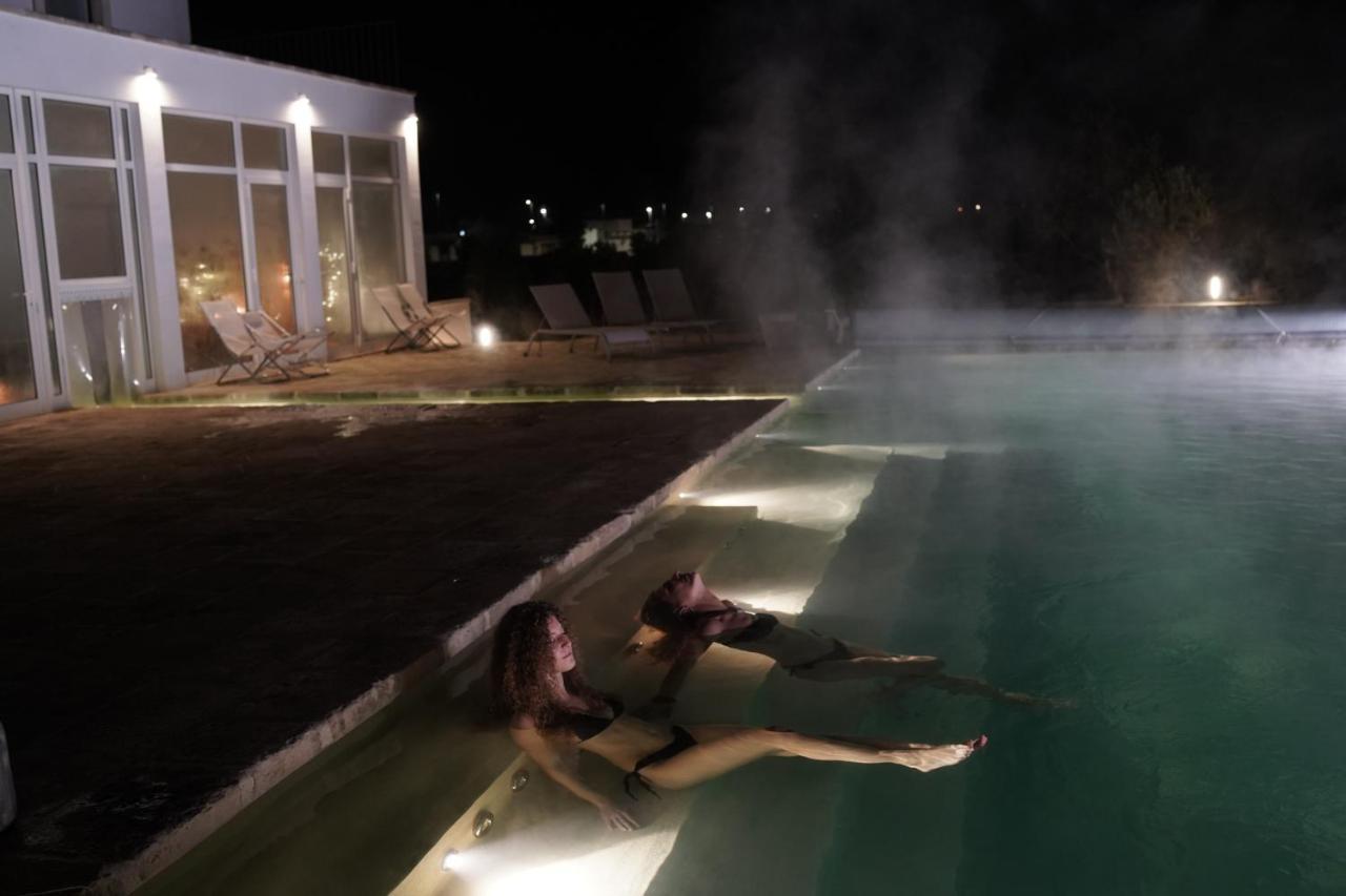 Masseria Rifisa Agriresort Caprarica di Lecce Luaran gambar
